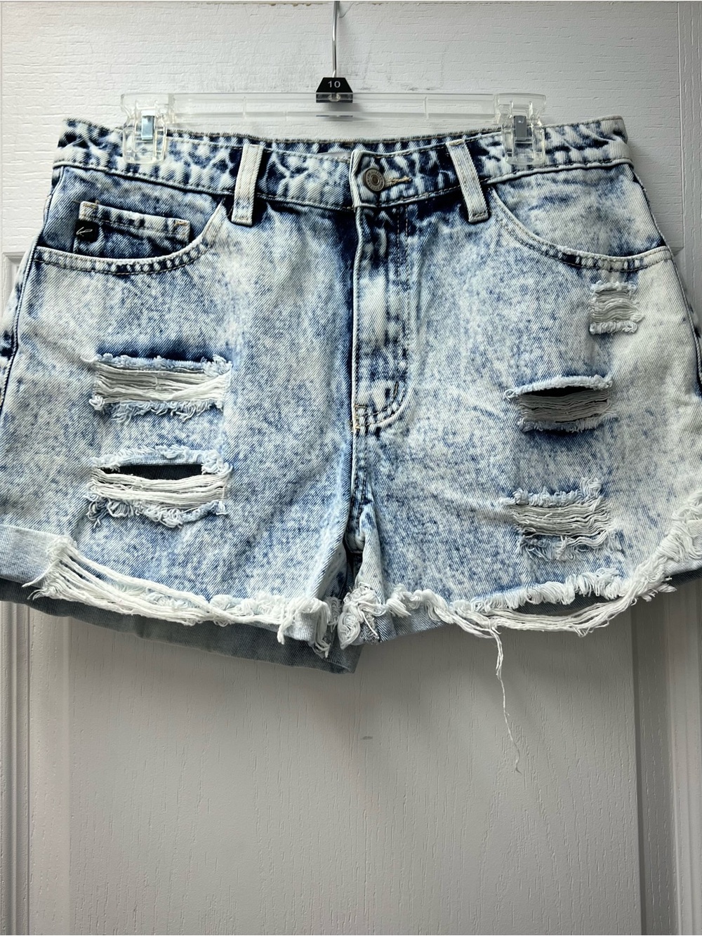 KanCan Acid Wash Distressed Jean Shorts Sz 9